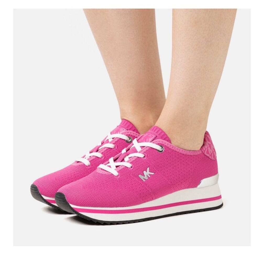 MICHAEL Michael Kors Monique Knit Trainers Pink Runner Sneakers 9.5